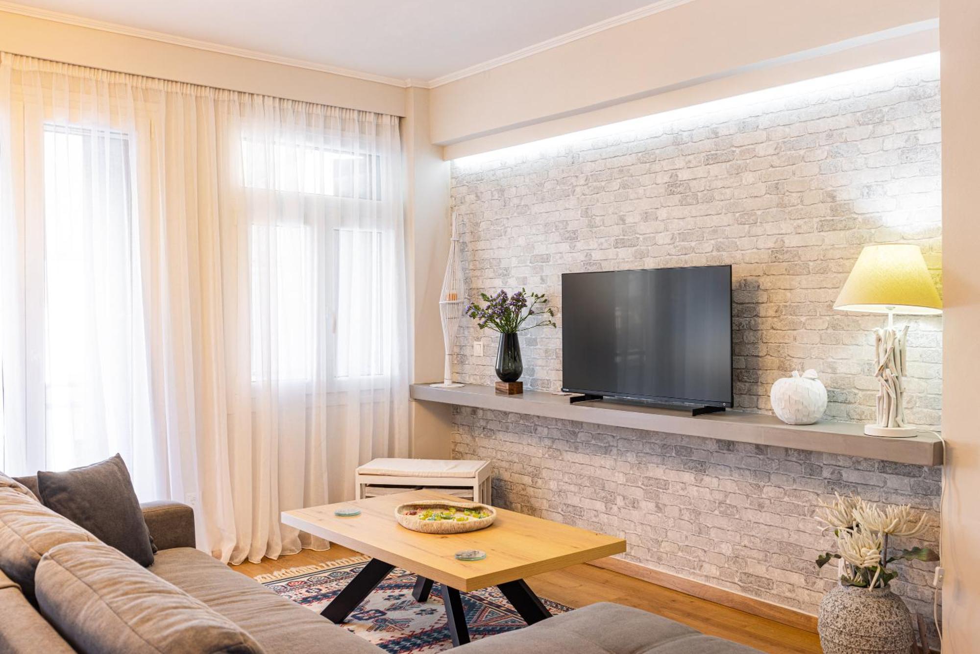 Pythagorio Blue Street Apartment With Balcony Екстер'єр фото